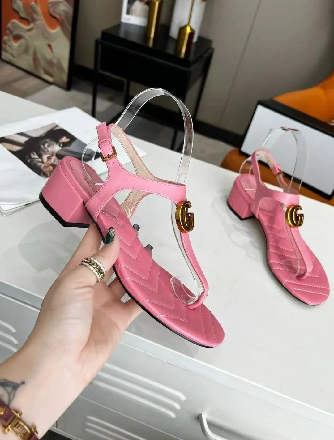 New Women's Sandals Double G Buckle Outer Wear All-match 1024031807