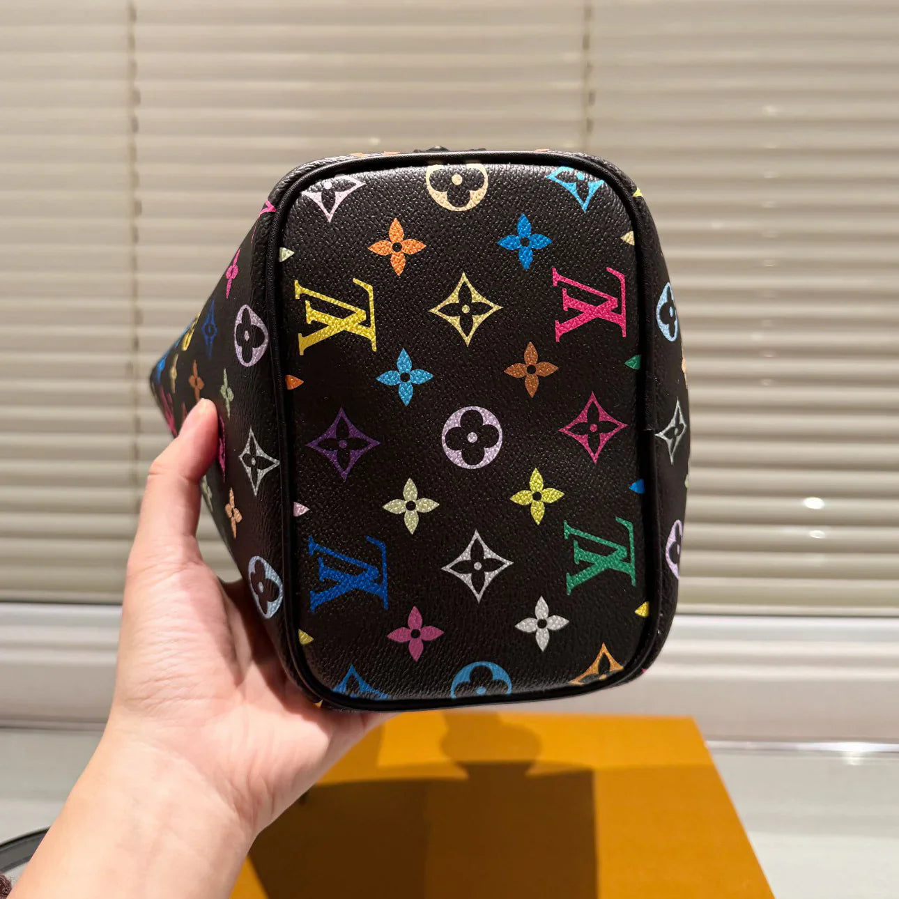 Fashion and versatile handbag 1025011514