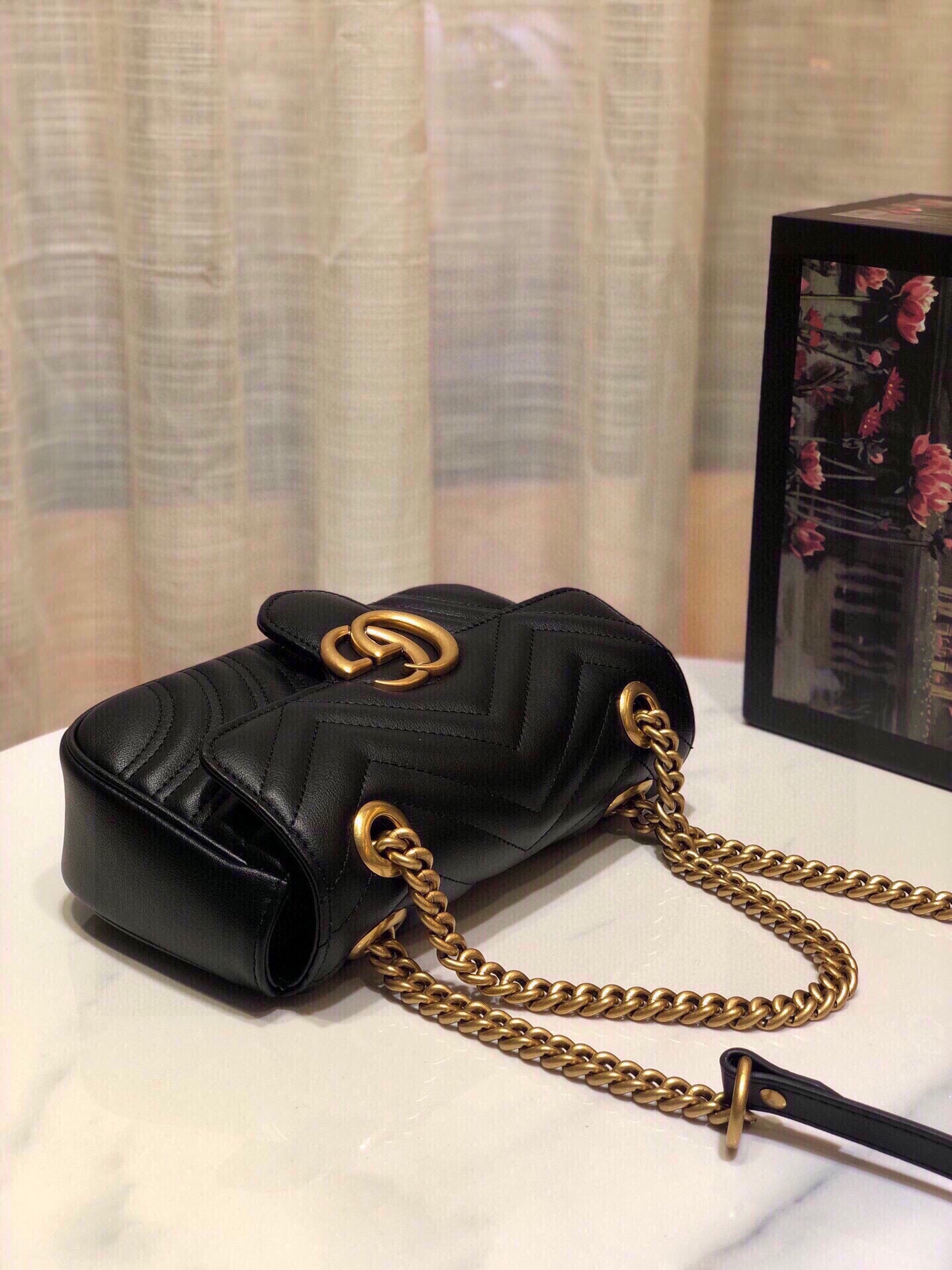 22CM Leather Marmont Chain Shoulder Bag XC1623071705