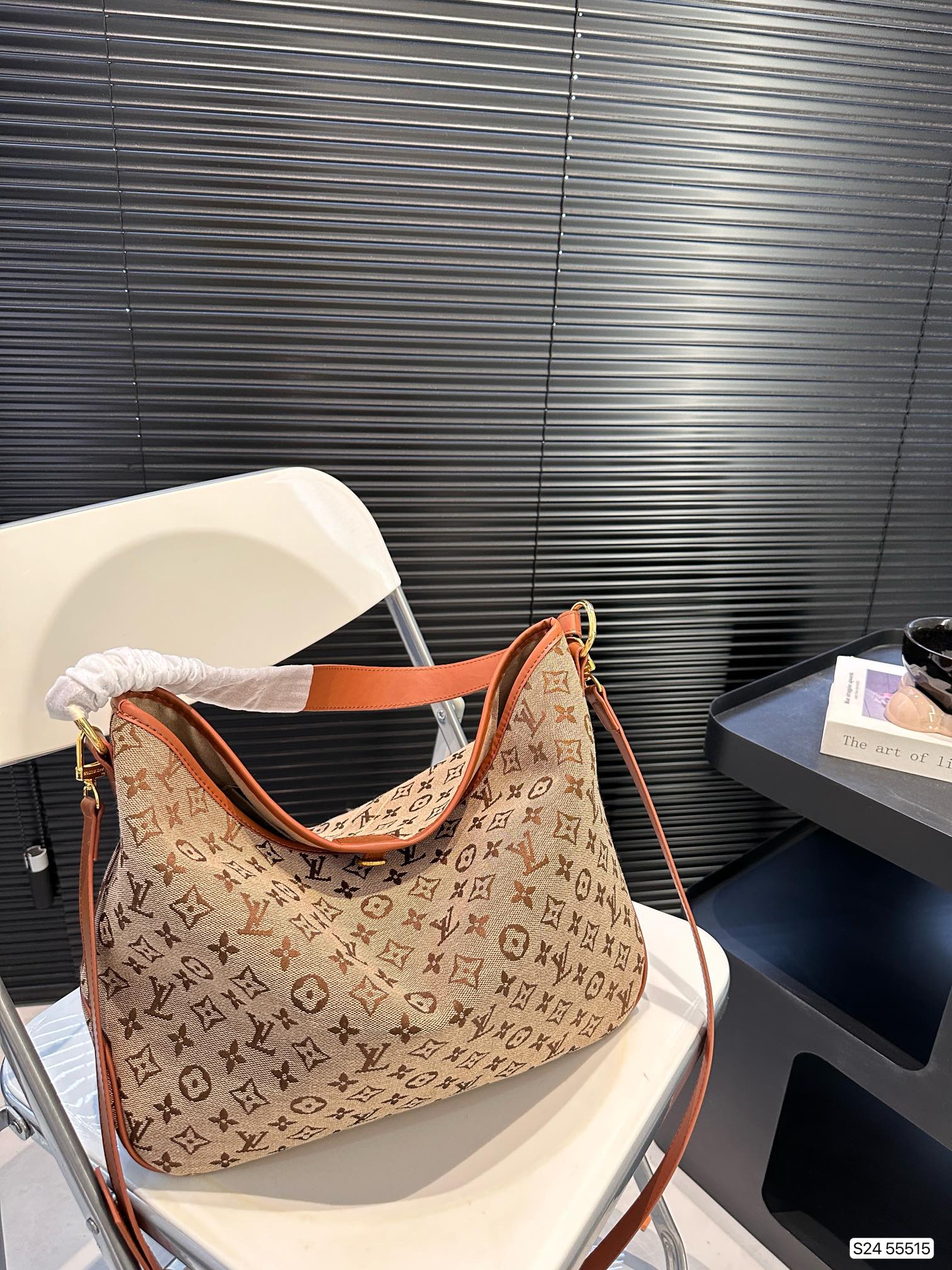 V Fashion All-match Printed Tote Bag 0724061206