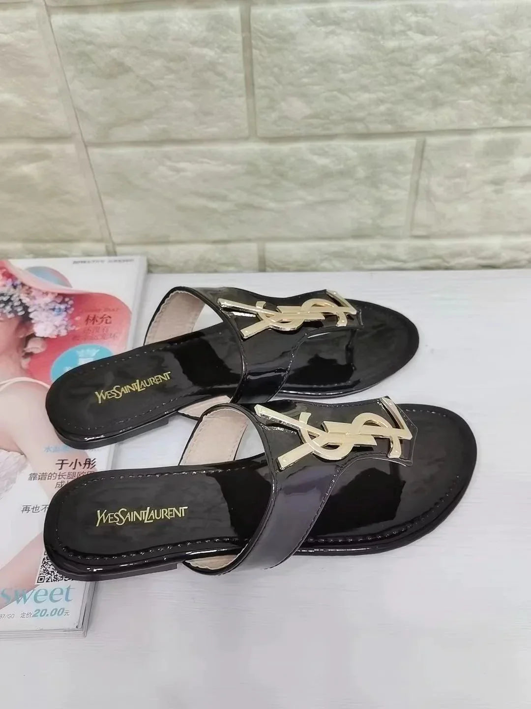 Women's All-match New Leather Thong Sandals 1024031802